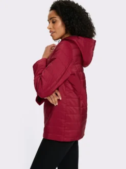 Steppjacke mit bedrucktem Futter
