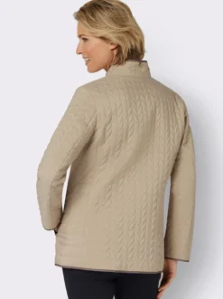 Steppjacke mit Druckknopfleiste