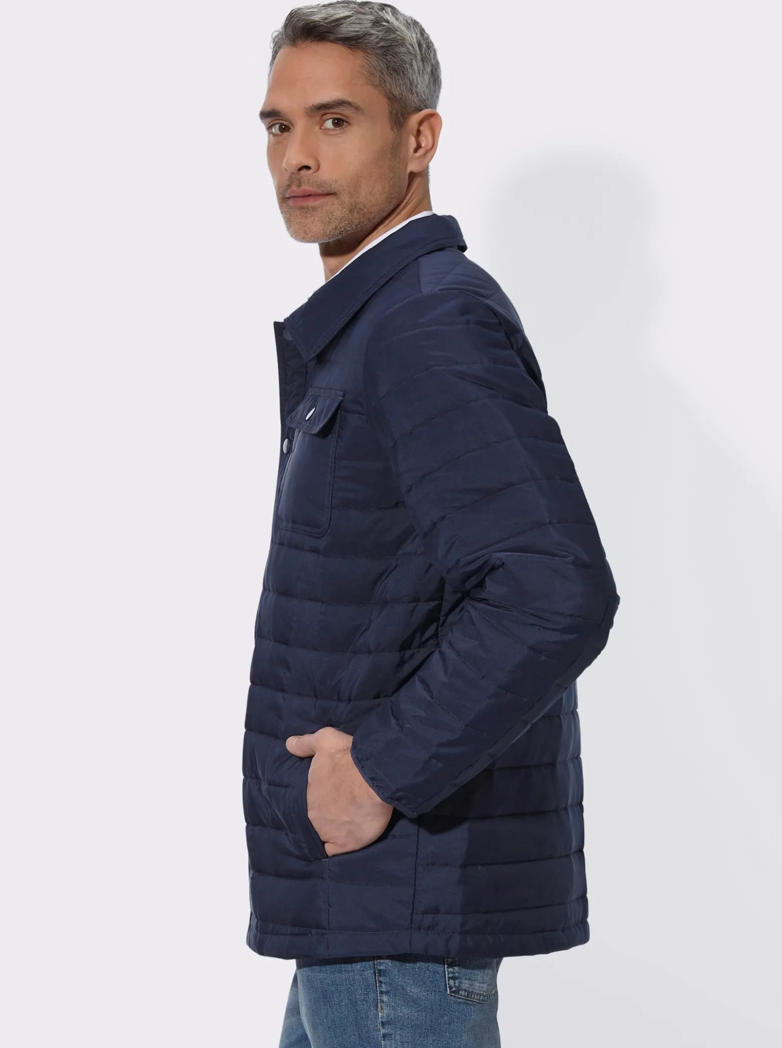 Steppjacke mit Druckknopfleiste