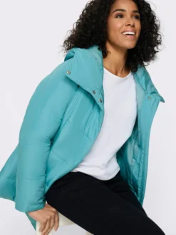 Steppjacke mit Kapuze