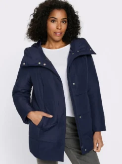 Steppjacke mit Kapuze
