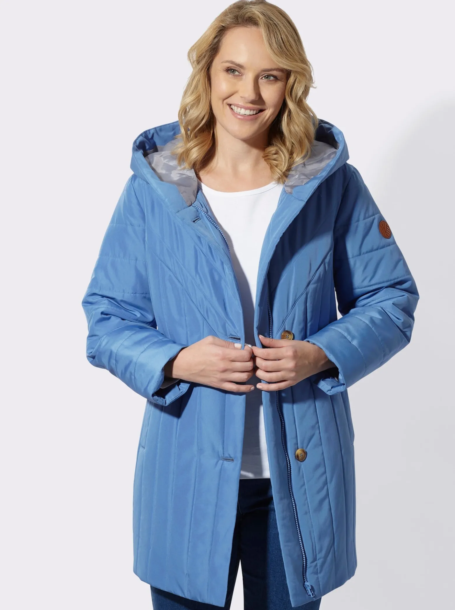 Steppjacke mit Kapuzenkragen