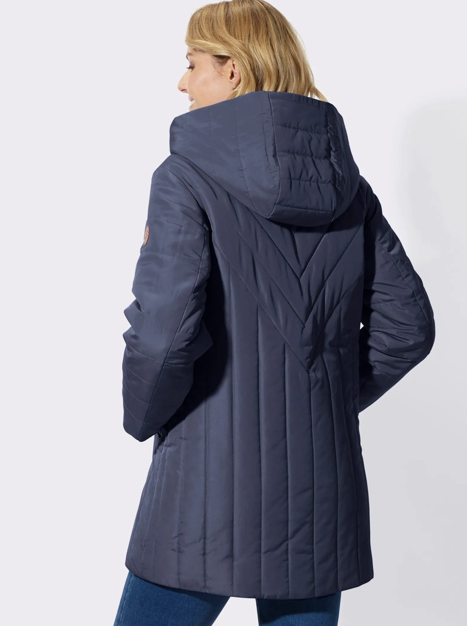 Steppjacke mit Kapuzenkragen