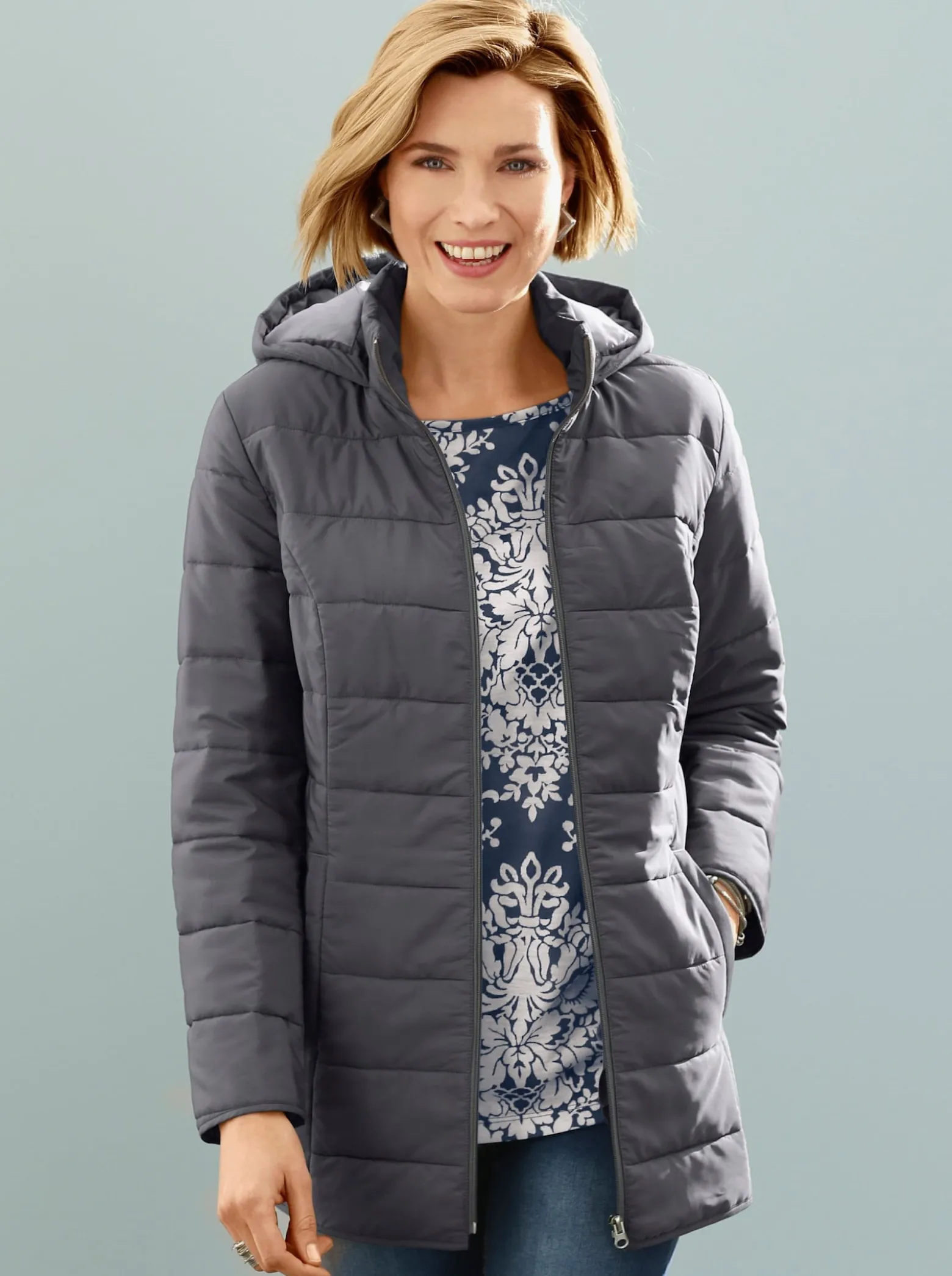 Steppjacke mit Kapuze, wärmend