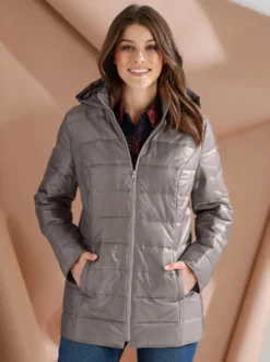 Steppjacke mit Kapuze, wärmend