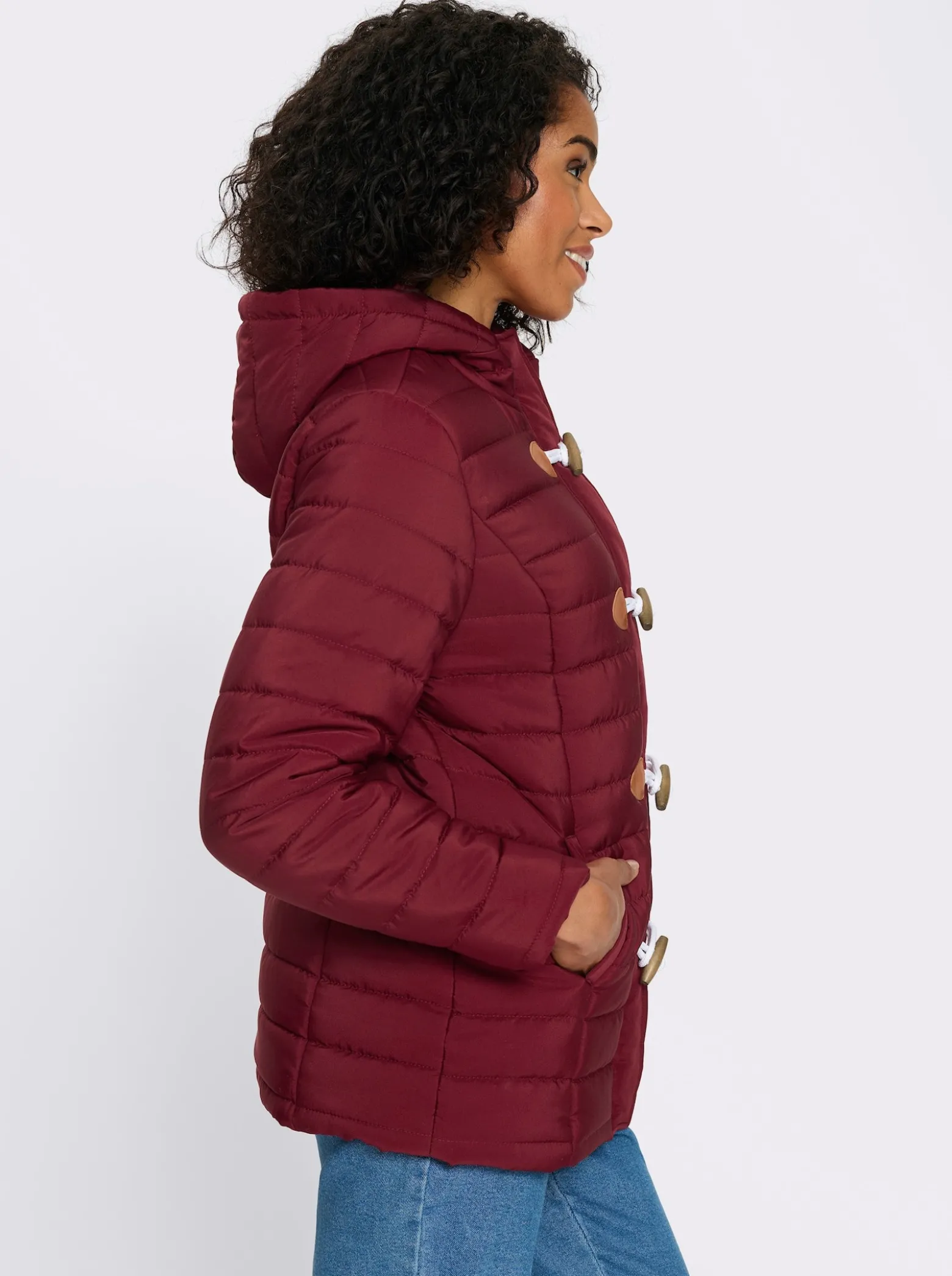Steppjacke mit Knebelknöpfen