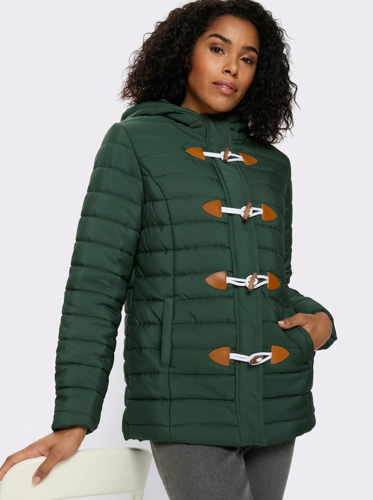 Steppjacke mit Knebelknöpfen