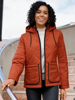 Steppjacke mit Kontrast-Details