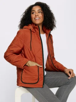 Steppjacke mit Kontrast-Details