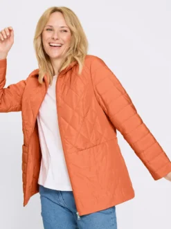 Steppjacke mit leichter Wattierung
