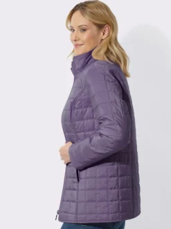 Steppjacke mit quadratischem Steppmuster