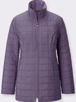 Steppjacke mit quadratischem Steppmuster