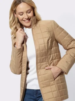 Steppjacke mit quadratischem Steppmuster