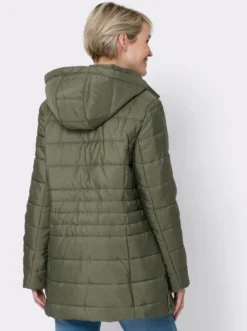 Steppjacke mit seitlichen Druckknöpfen