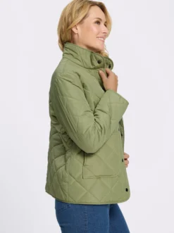 Steppjacke mit Stehkragen