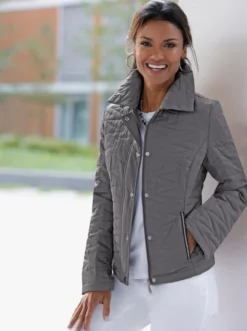 Steppjacke mit Umlegekragen