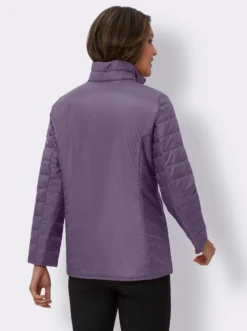 Steppjacke mit vertikalem Muster