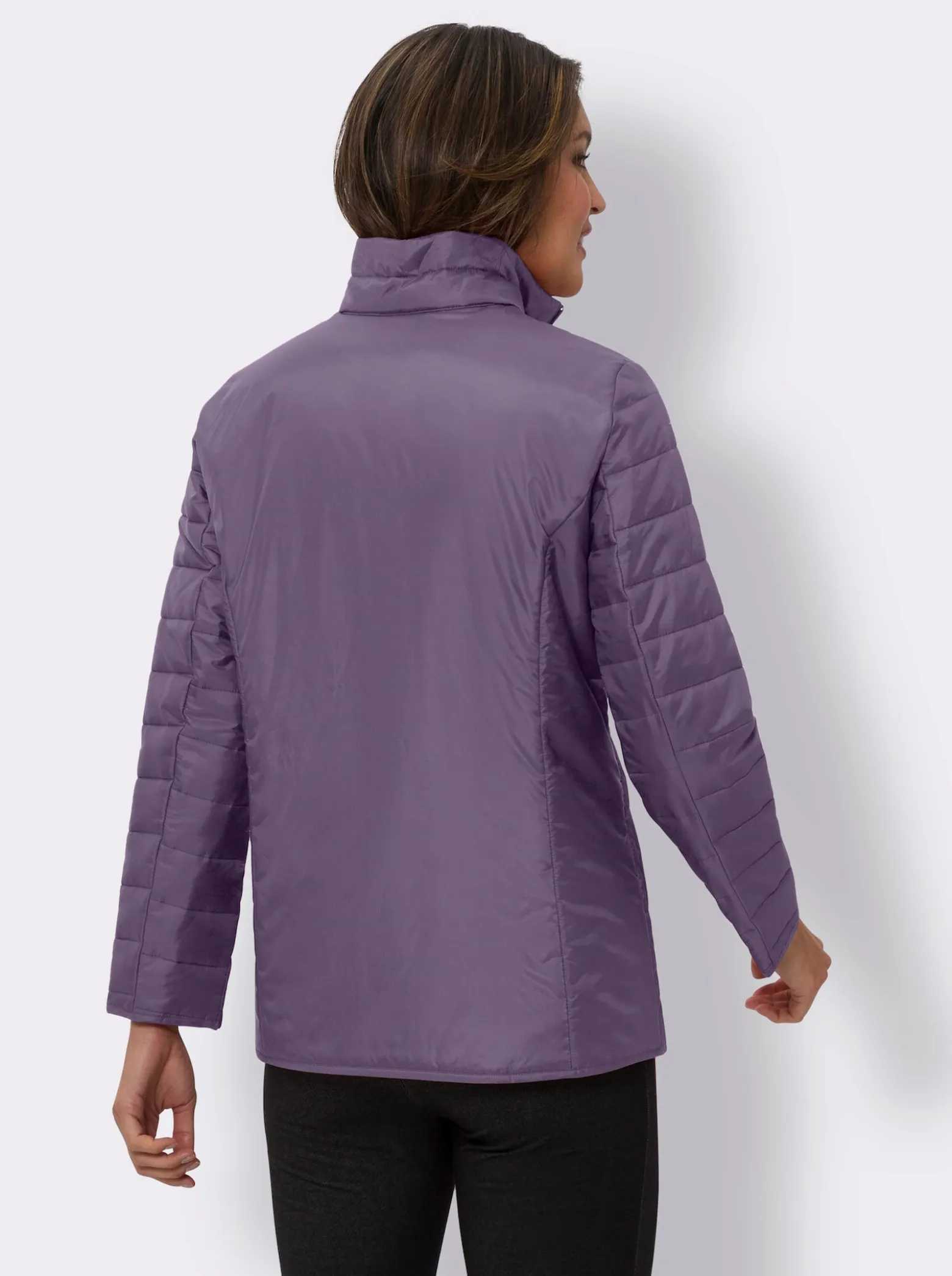 Steppjacke mit vertikalem Muster