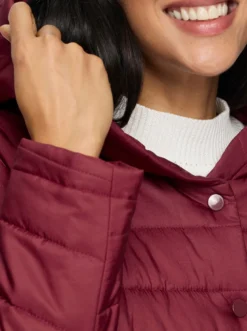 Steppjacke mit wärmender Wattierung
