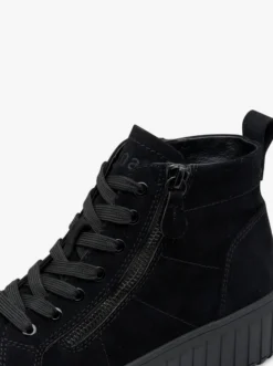 Stiefelette mit Plateausohle