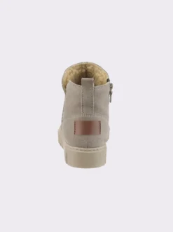 Stiefelette mit seitlichem Reißverschluss