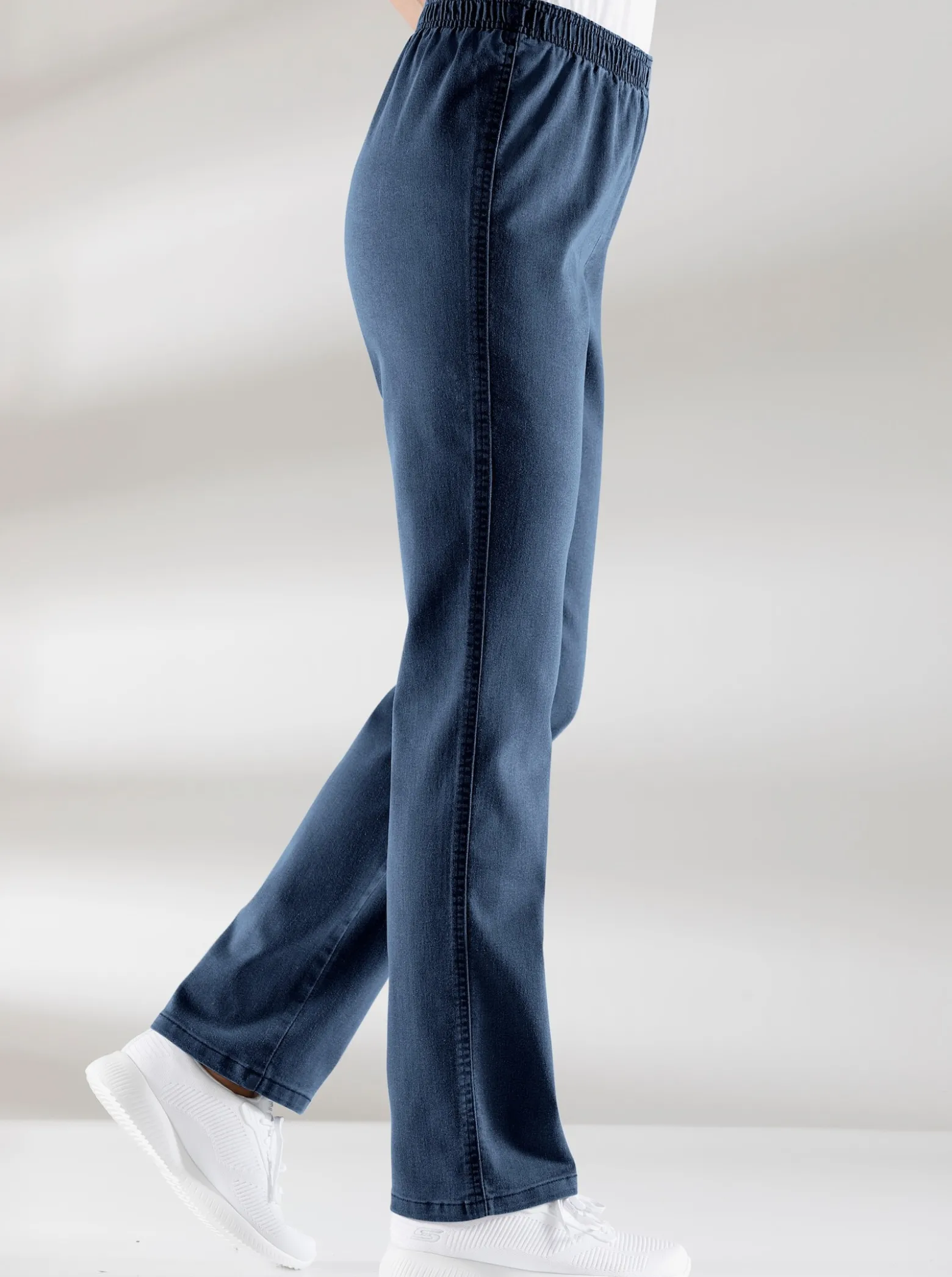 Stretch-Jeans mit Rundum-Dehnbund