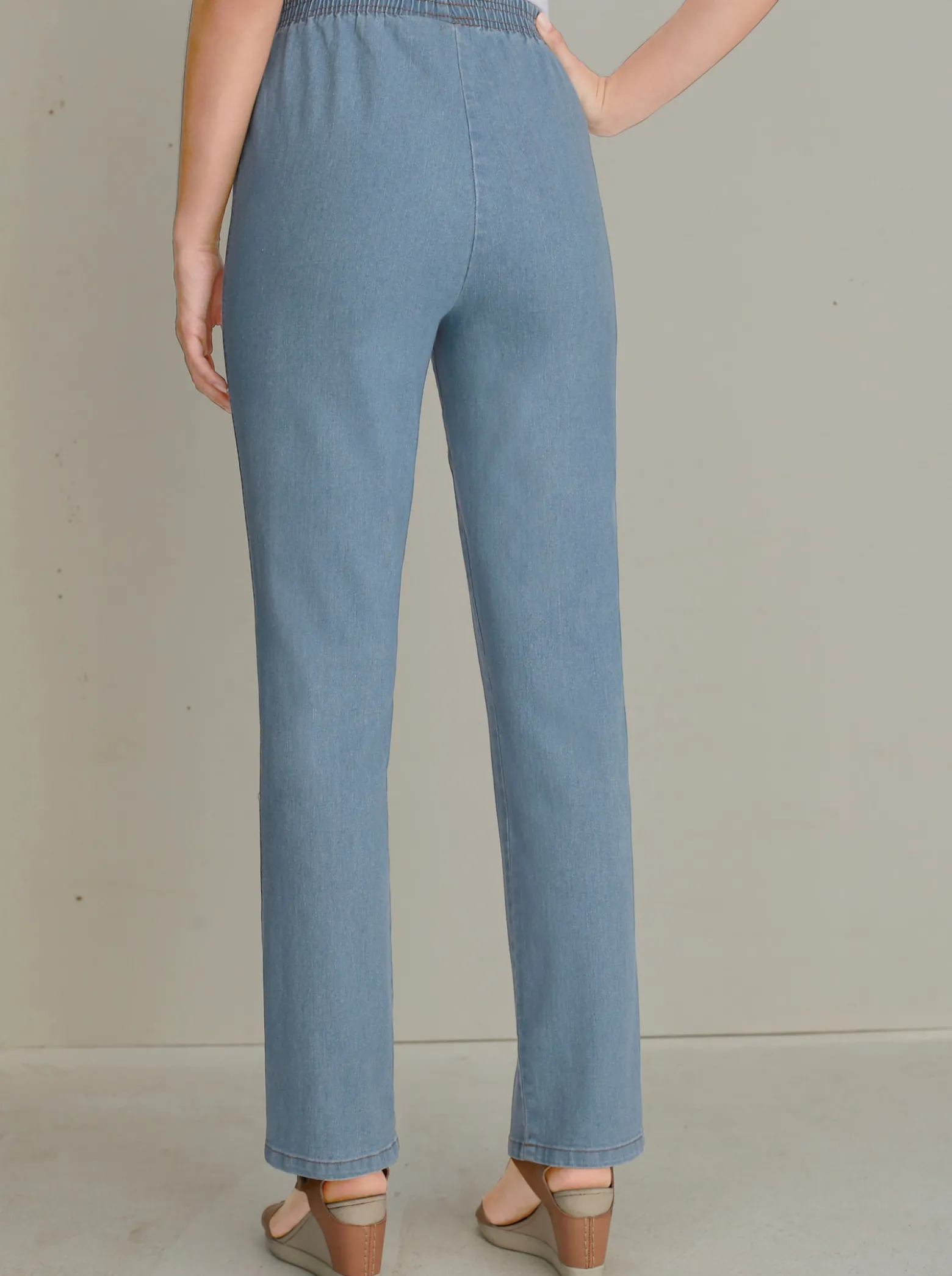 Stretch-Jeans mit Rundum-Dehnbund