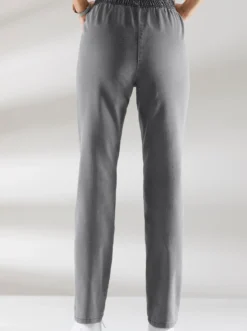 Stretch-Jeans mit Rundum-Dehnbund
