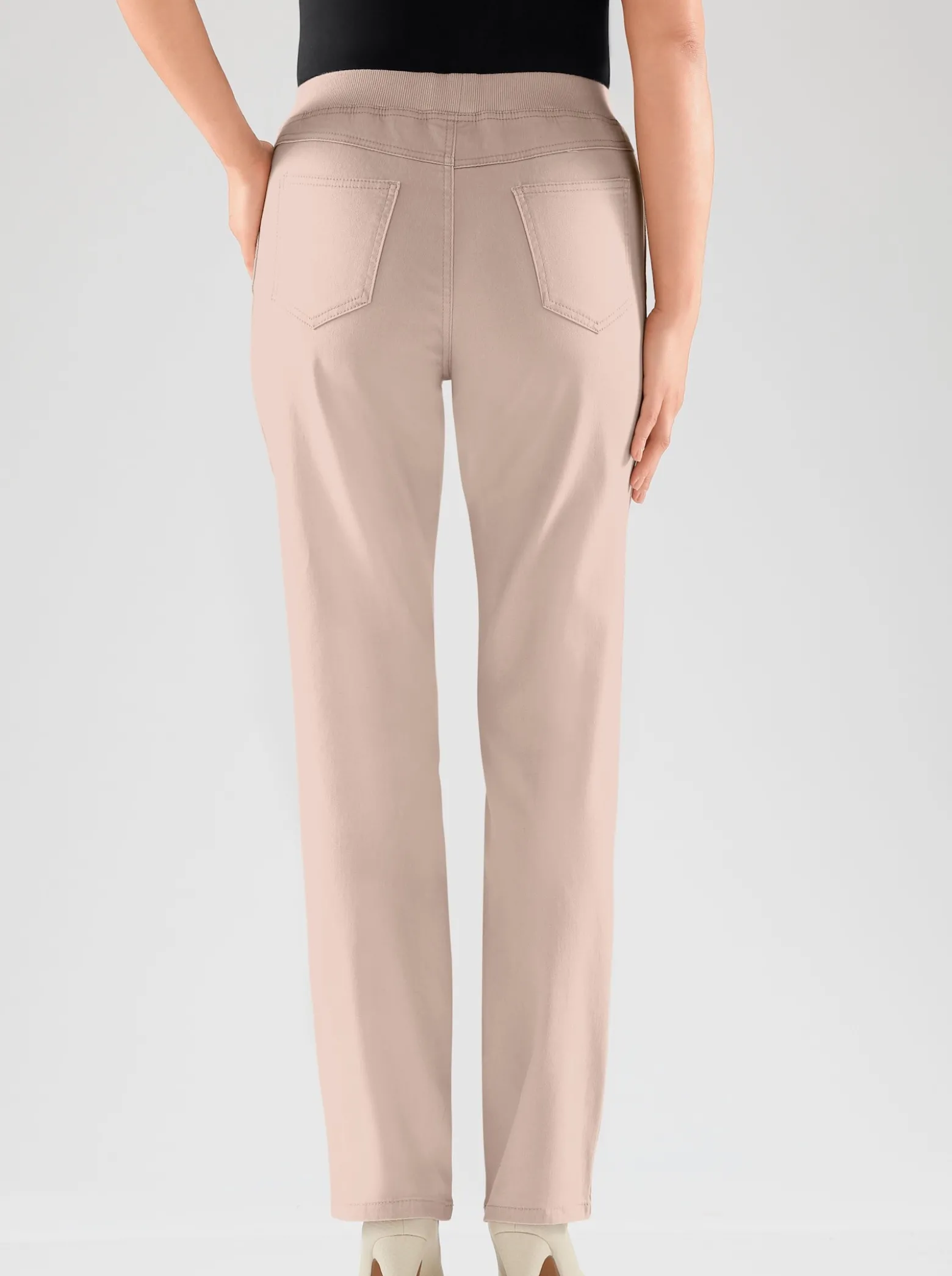 Stretch-Jeans mit Rundum-Dehnbund
