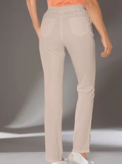 Stretch-Jeans mit Rundum-Dehnbund