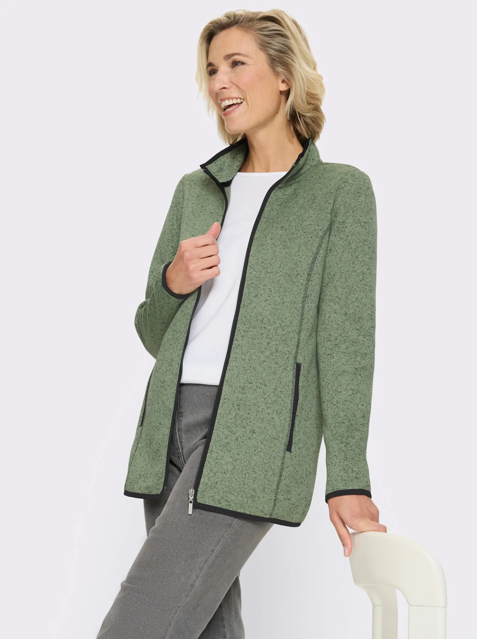 Strickfleecejacke mit elastischen Paspel-Abschlüssen