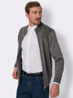Strickjacke