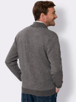 Strickjacke