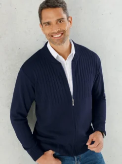 Strickjacke