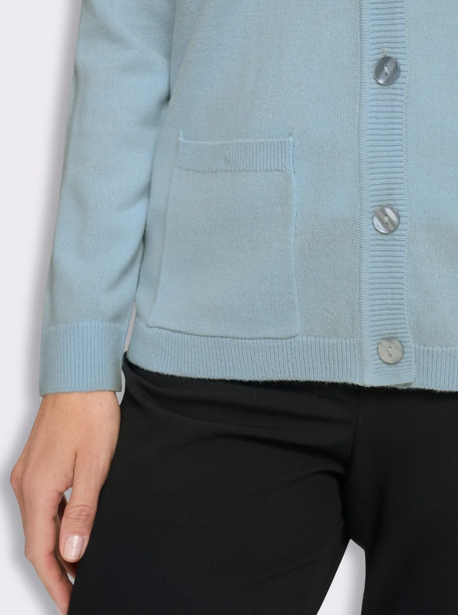 Strickjacke in Feinstrick-Qualität