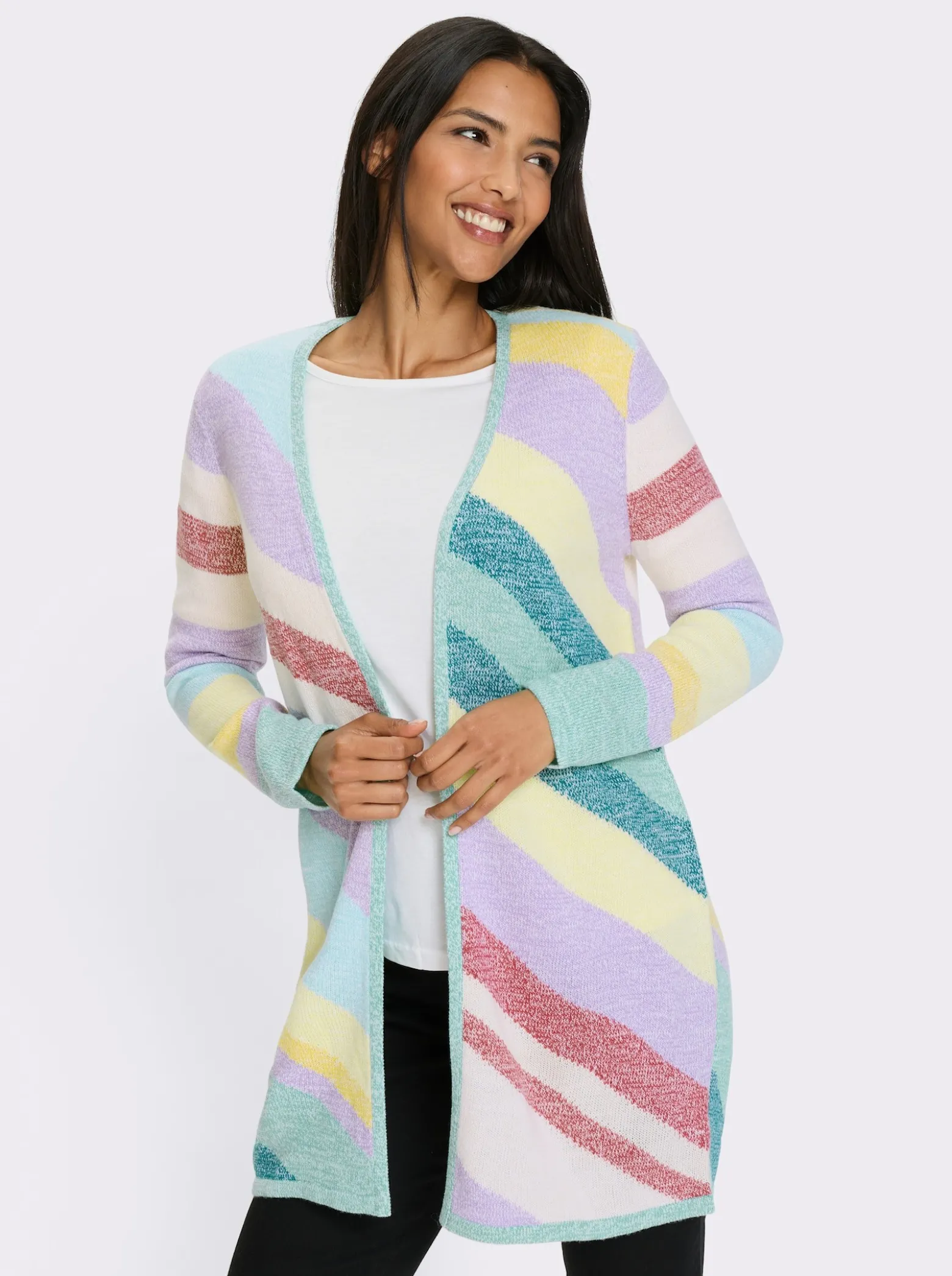 Strickjacke in langer, offener Form