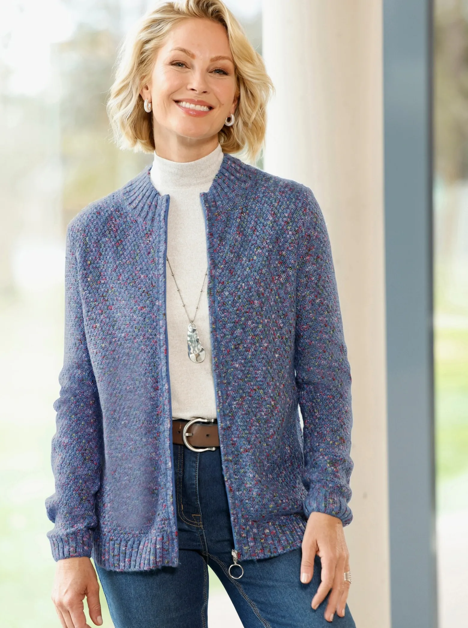 Strickjacke in Melange-Qualität