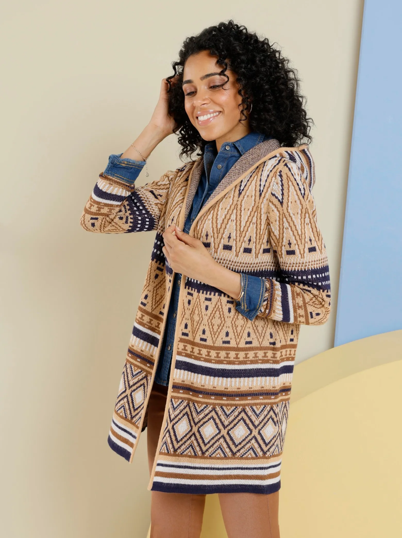 Strickjacke in Norweger-Jacquardmuster