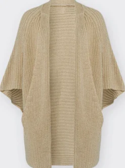 Strickjacke in Oversize-Form