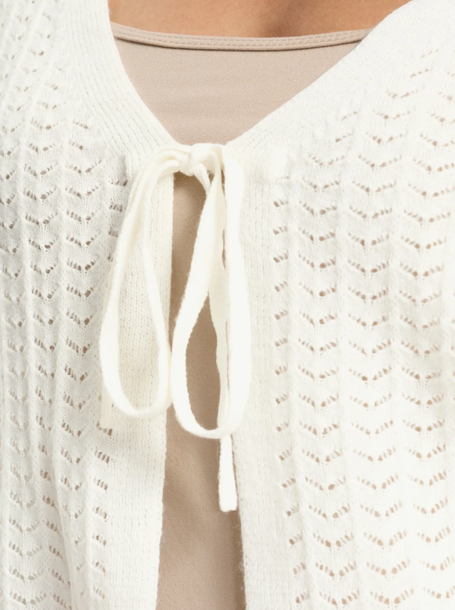 Strickjacke mit Ajour-Muster