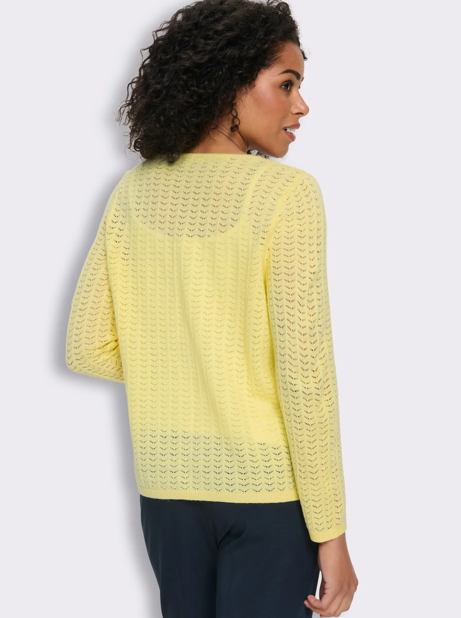 Strickjacke mit Ajour-Muster