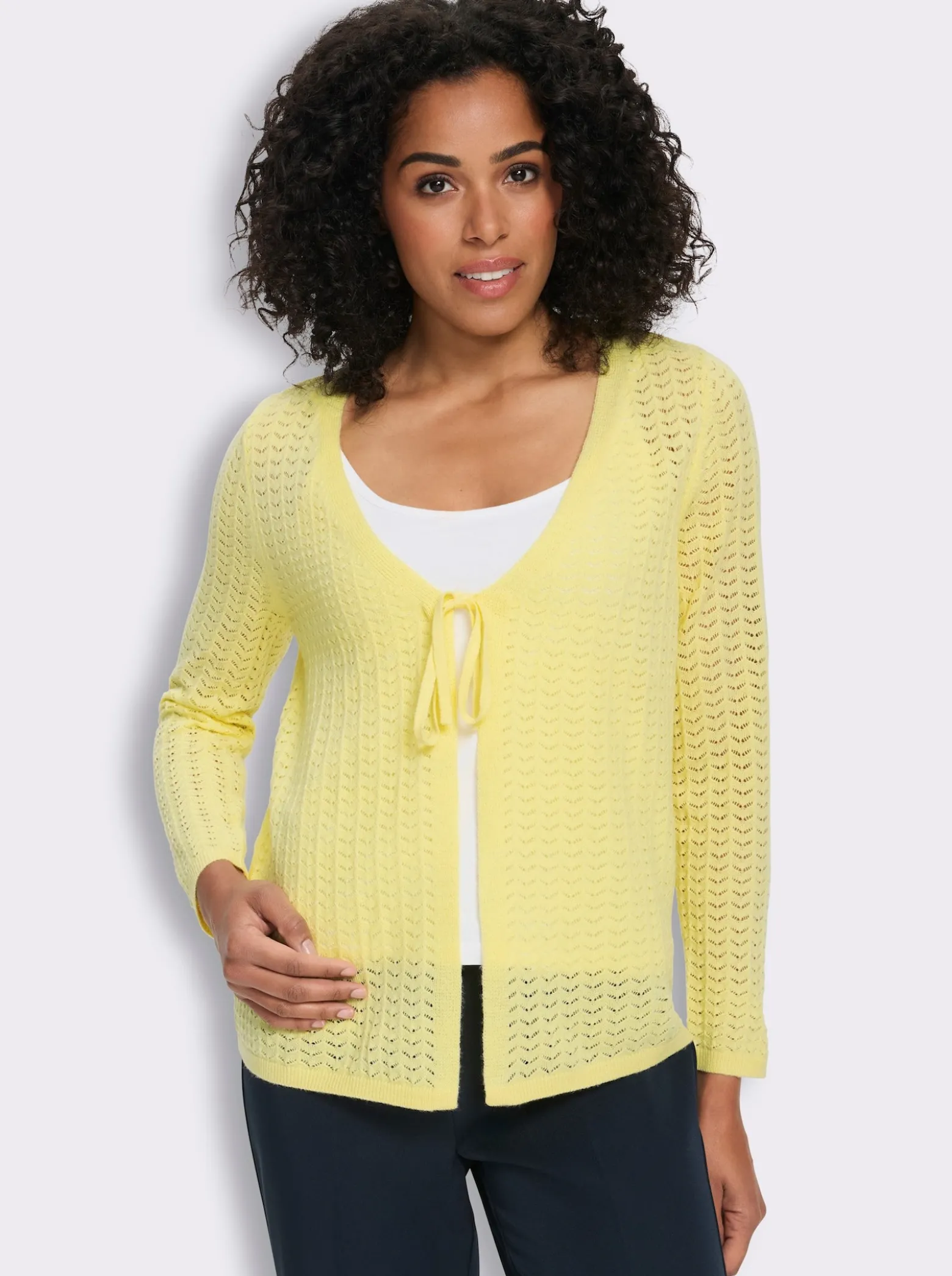 Strickjacke mit Ajour-Muster