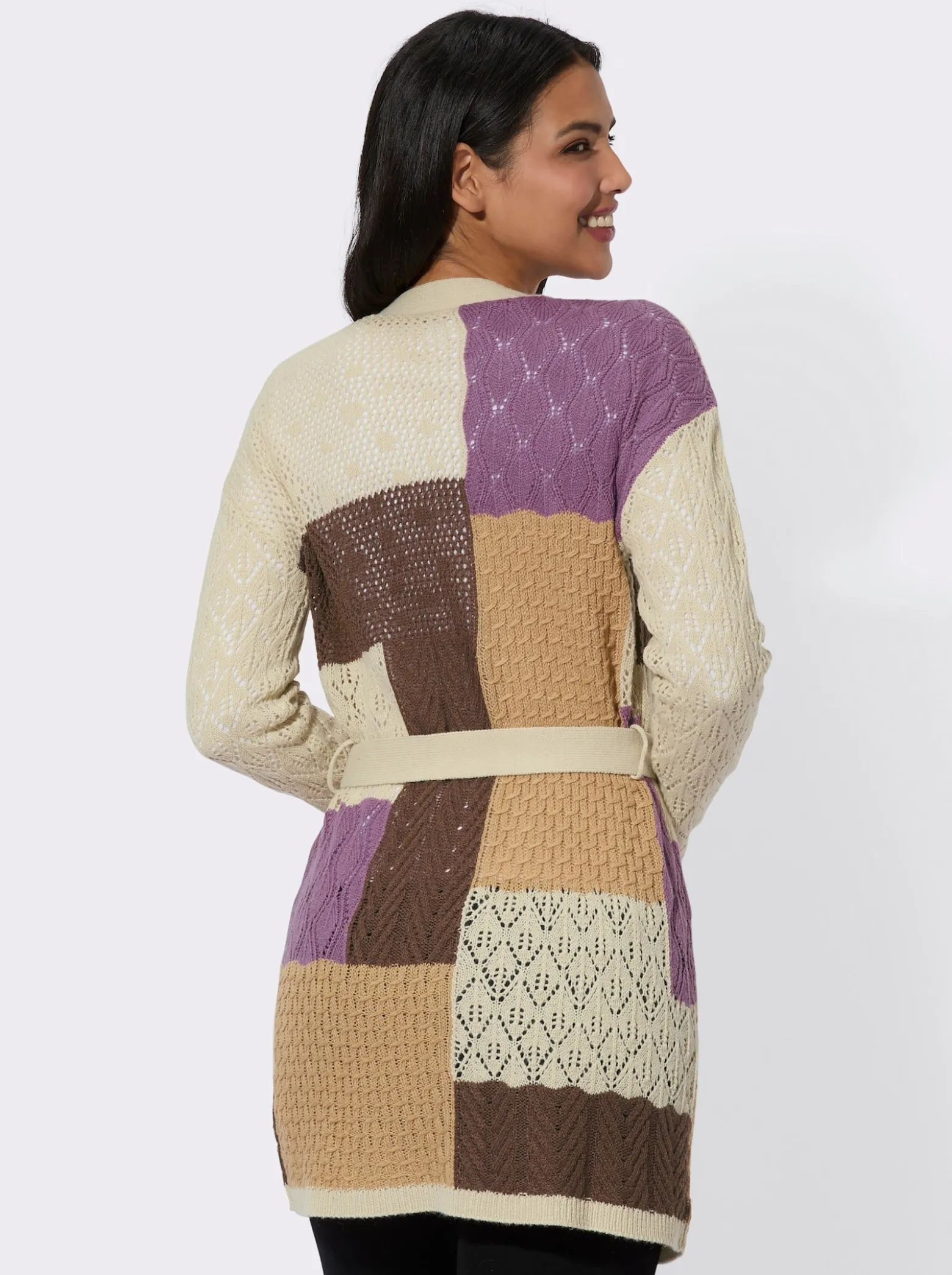 Strickjacke mit Ajour- und Zopfmuster
