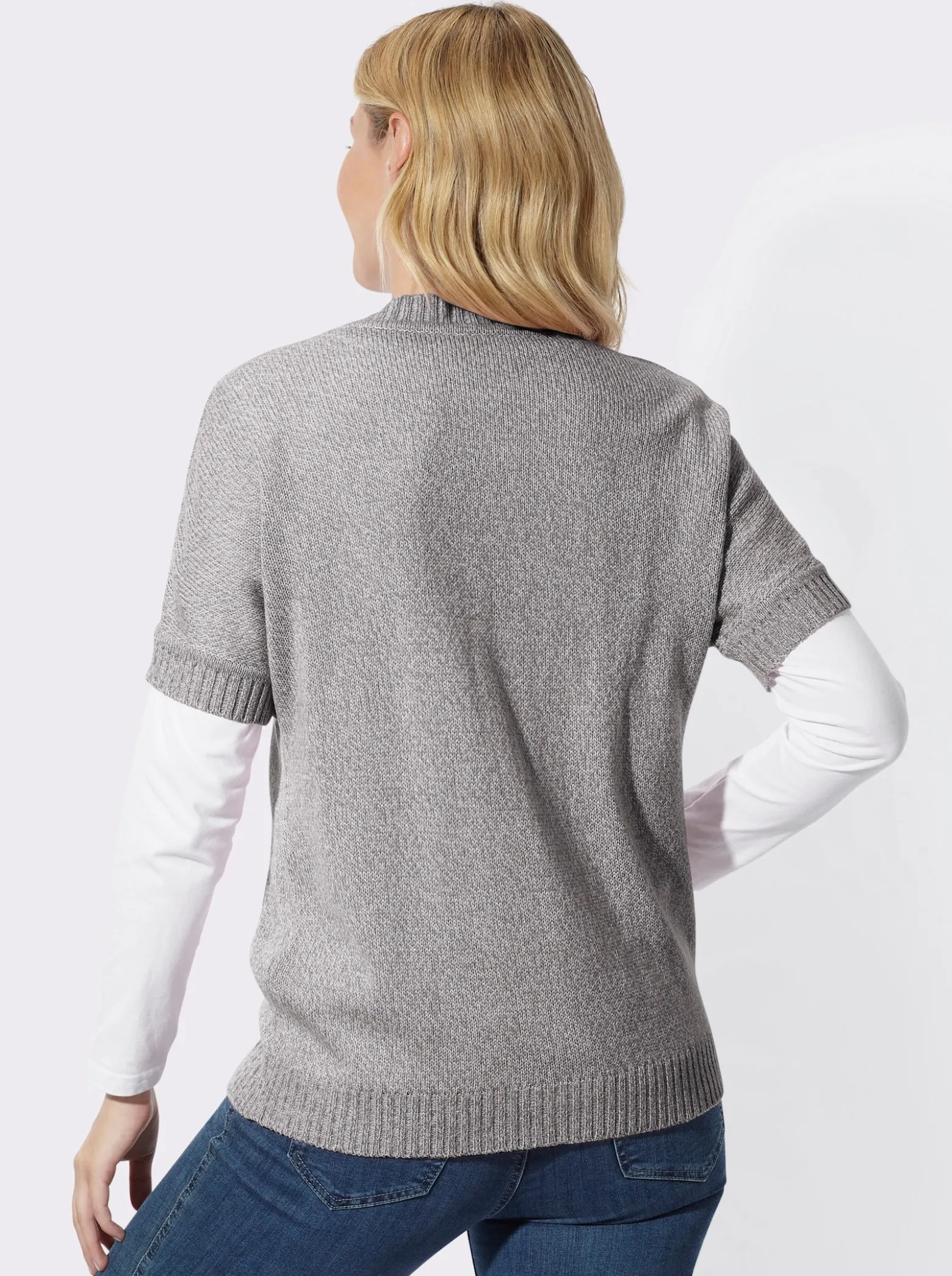 Strickjacke mit Fledermaus-Ärmeln