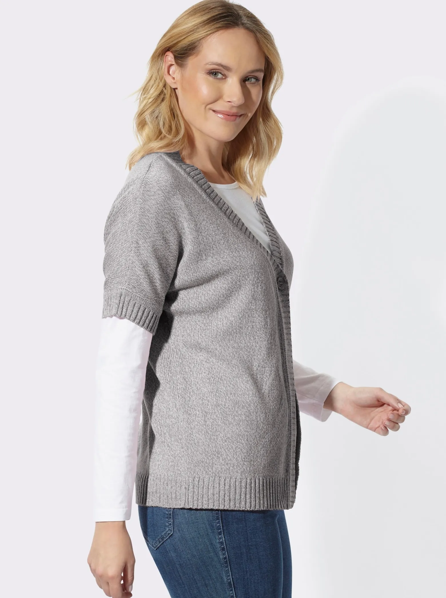 Strickjacke mit Fledermaus-Ärmeln