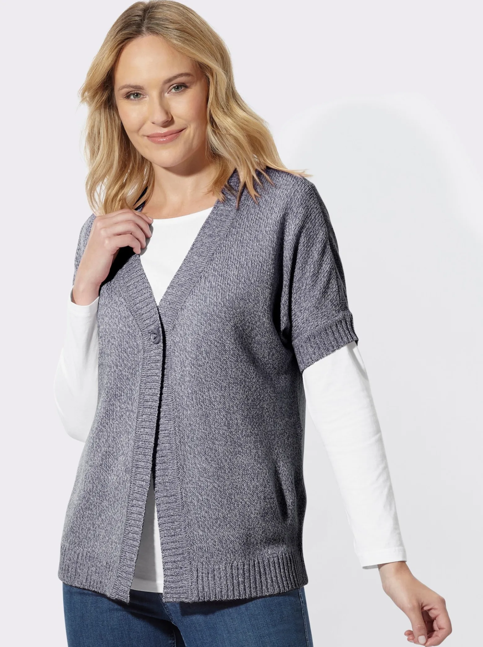 Strickjacke mit Fledermaus-Ärmeln