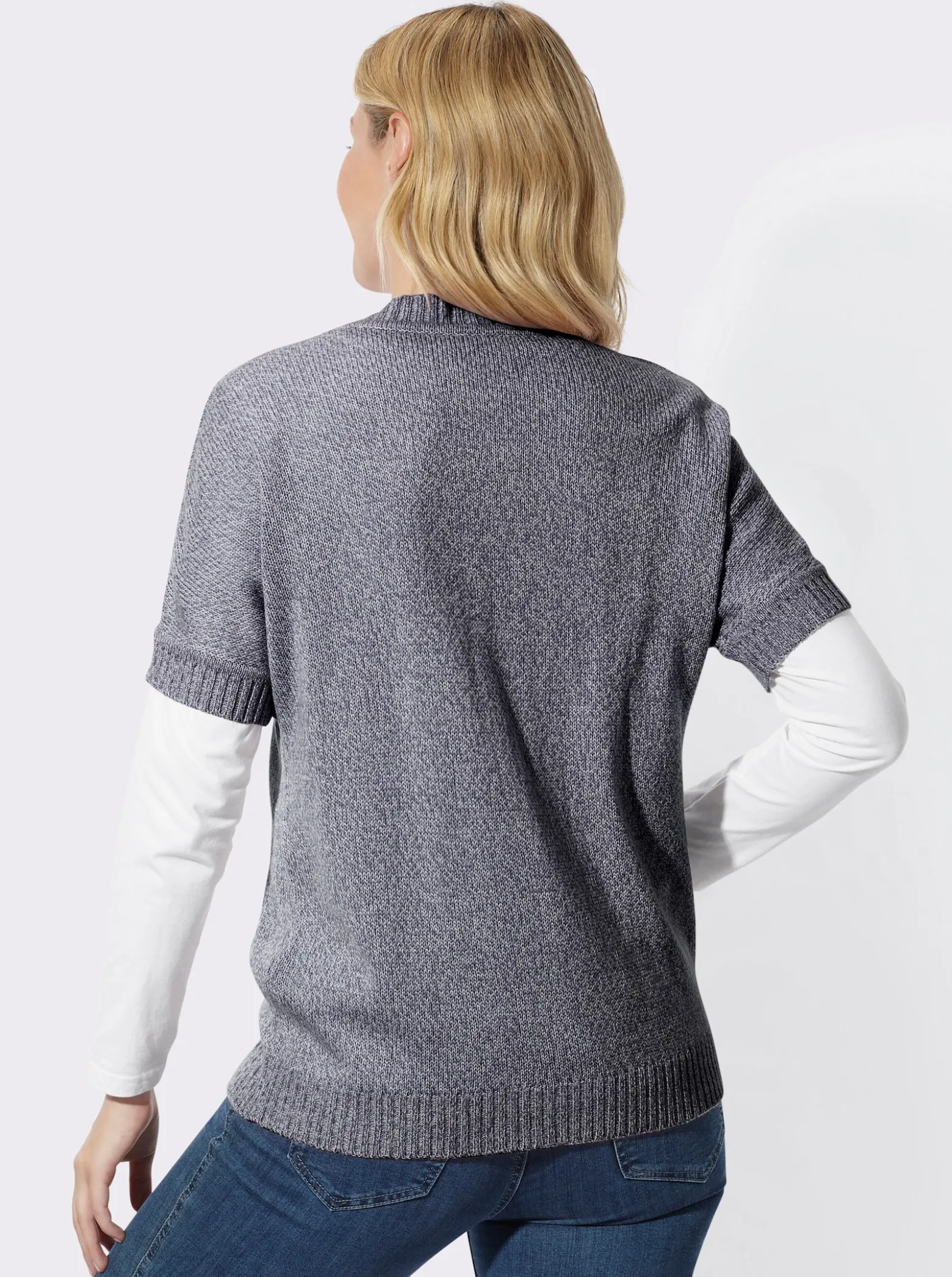 Strickjacke mit Fledermaus-Ärmeln