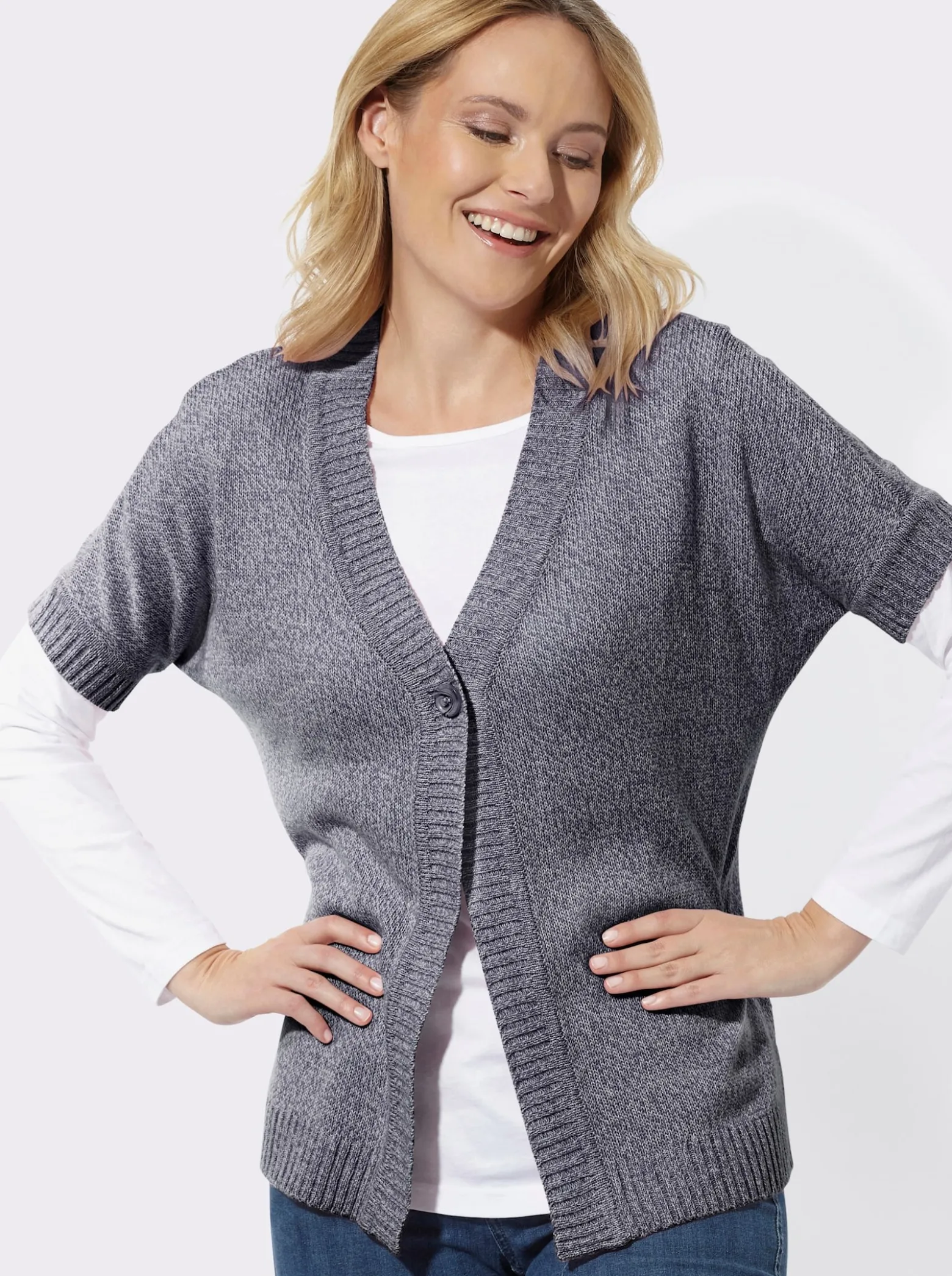 Strickjacke mit Fledermaus-Ärmeln