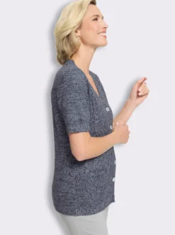 Strickjacke mit gebogten Kanten
