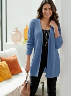 Strickjacke mit gerippten Abschlüssen